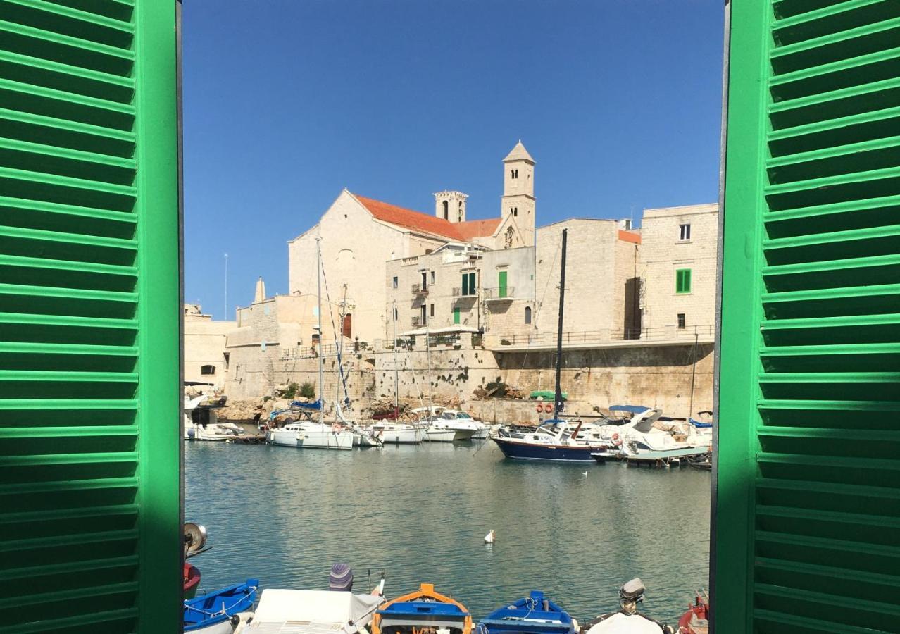 شقة La Terrazza Sul Mare - Dimora Di Charme جيوفيناتسو المظهر الخارجي الصورة