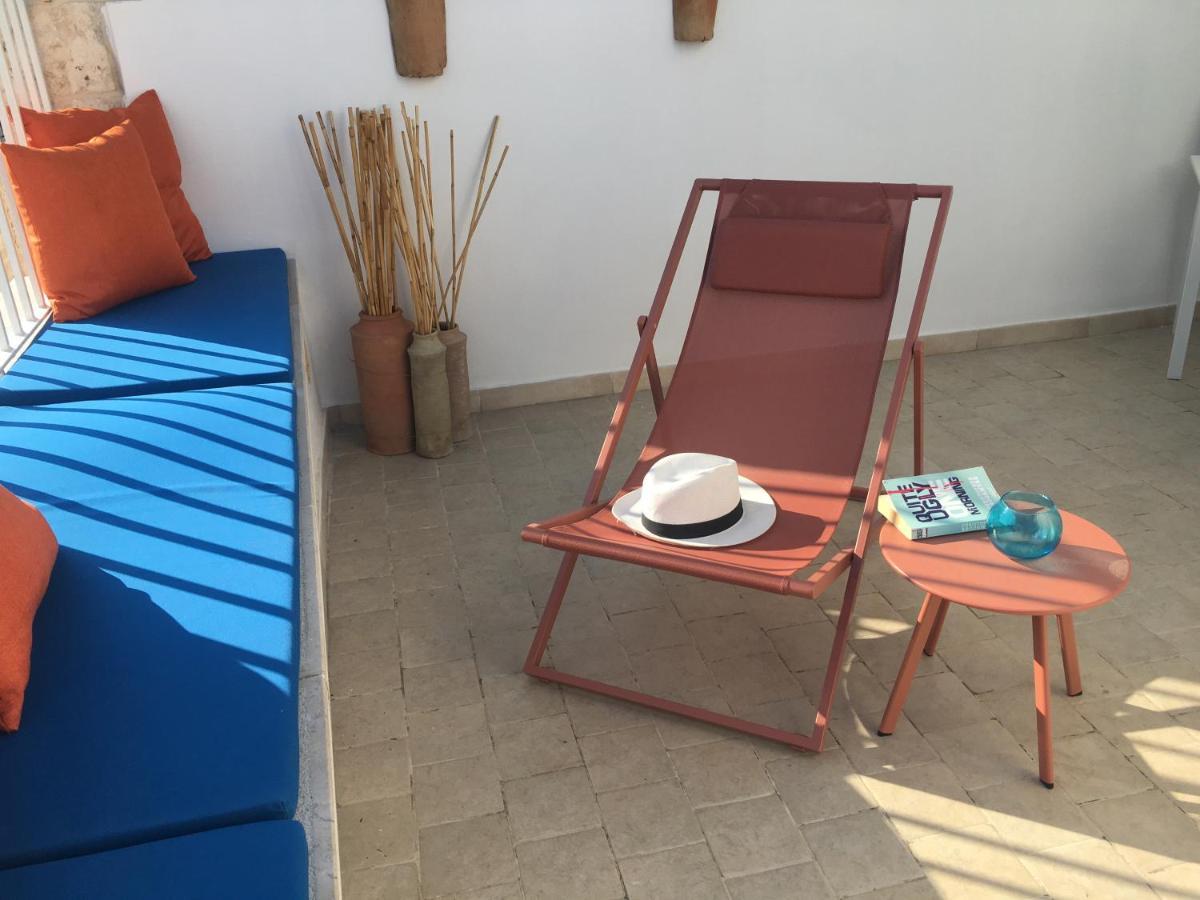 شقة La Terrazza Sul Mare - Dimora Di Charme جيوفيناتسو المظهر الخارجي الصورة